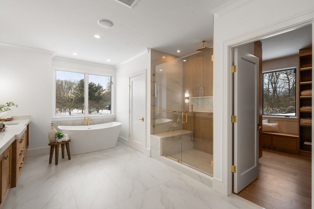 14 Fiske Pond Road Holliston, MA 01746 - Photo 18 of 37