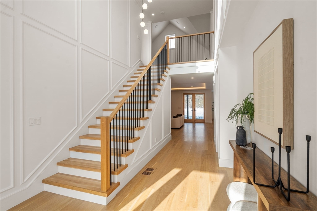 14 Fiske Pond Road Holliston, MA 01746 - Photo 4 of 37