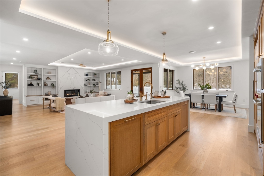 14 Fiske Pond Road Holliston, MA 01746 - Photo 8 of 37