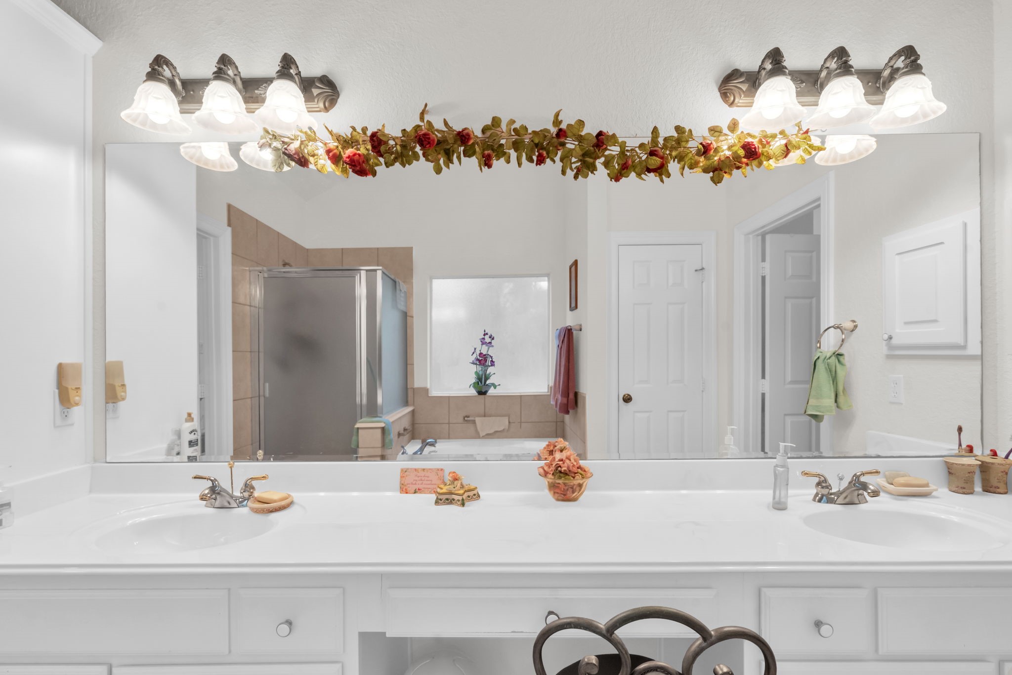 15501 Victoria's Way Montgomery, TX 77316 - Photo 21 of 36 Double sinks