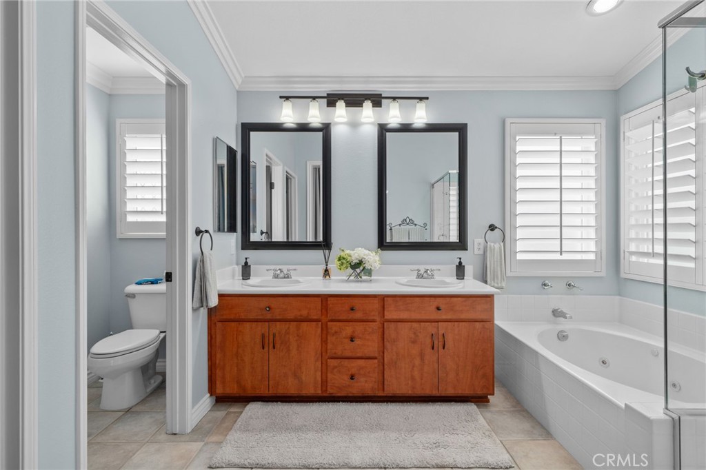 14178 Montclair Court Rancho Cucamonga, CA 91739 - Photo 23 of 45 Primary bath with double sinks