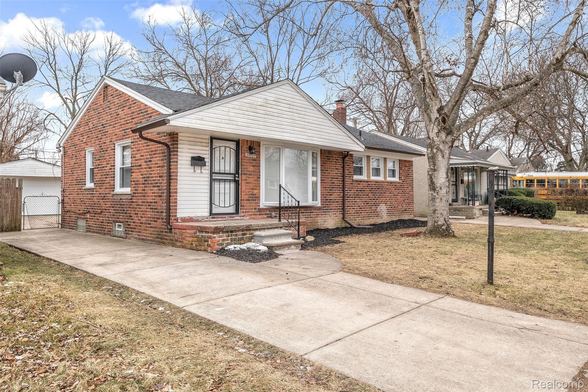 29737 Spring Arbor Drive Inkster, MI 48141 - Photo 2 of 31 02.jpg