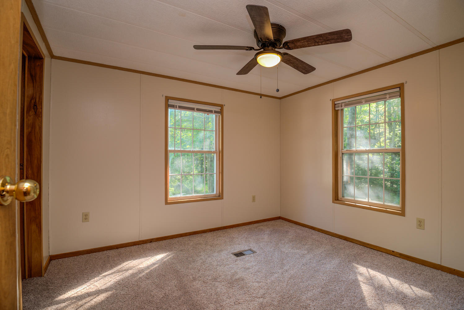 122 Proctor Road Arundel, ME 04046 - Photo 23 of 40 122 Proctor Rd Arundel ME-large-023-011-