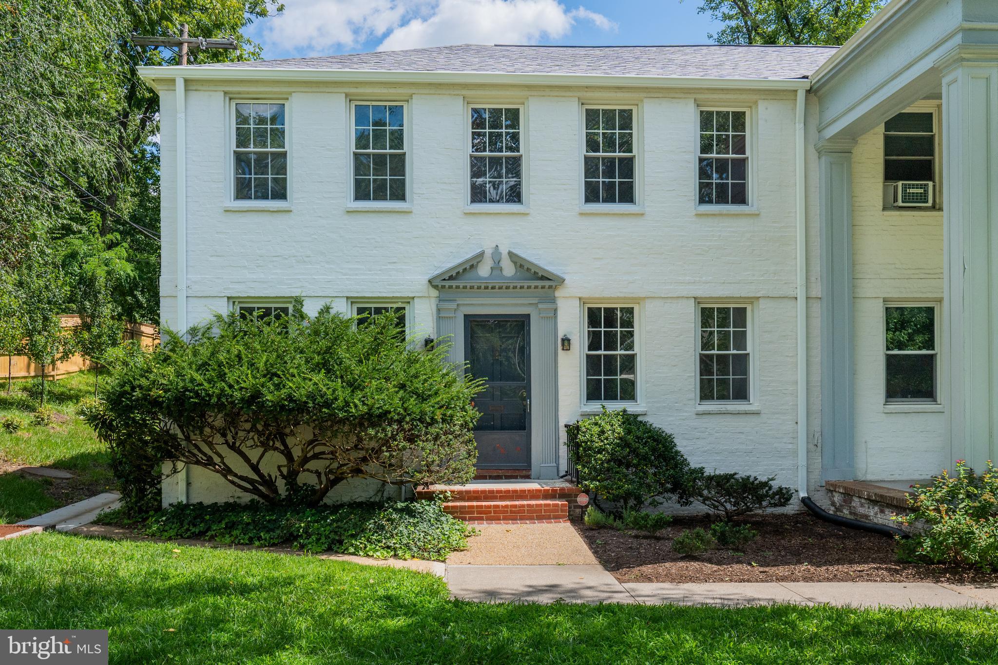 5203 Falls Road, Unit 6 Baltimore, MD 21210 - Photo 24 of 34 Exterior Front