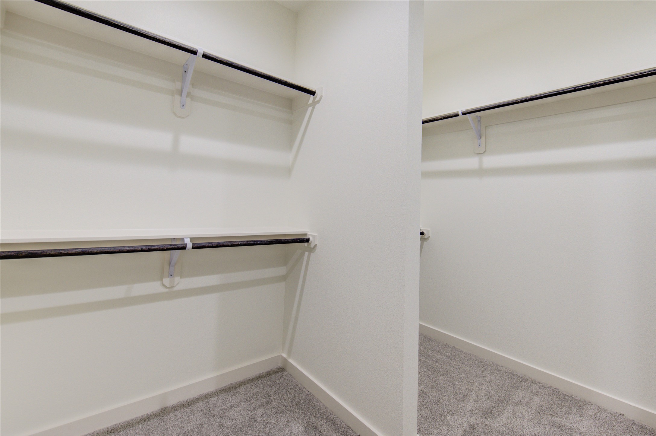 2912 El Fenice Lane Houston, TX 77057 - Photo 7 of 49 a view of small space