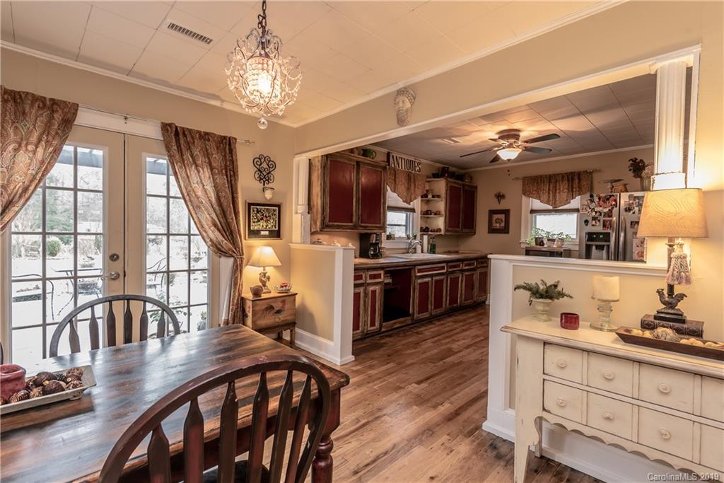 2926 High Peak Road Valdese, NC 28690 - Photo 5 of 29 Gallery Image 5