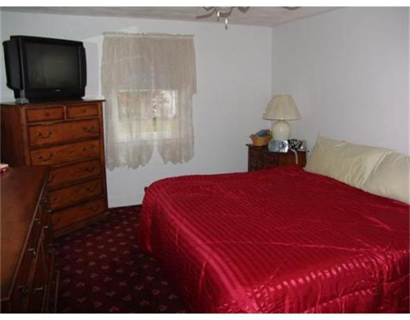 43 Wilmington Road Burlington, MA 01803 - Photo 14 of 18 Gallery Image 14