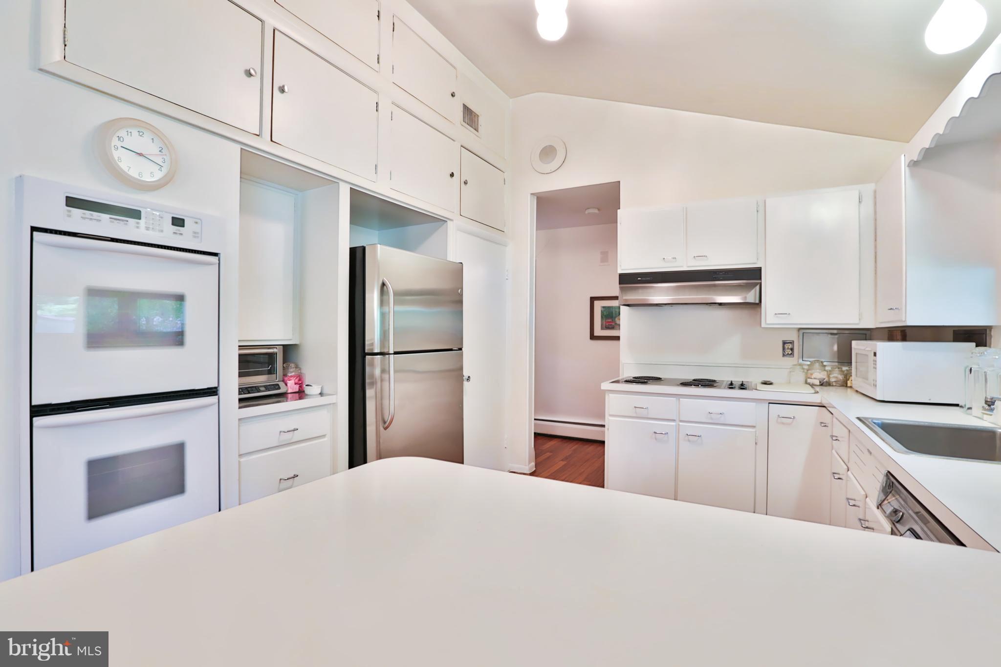 8207 Anita Road Baltimore, MD 21208 - Photo 16 of 28 Kitchen