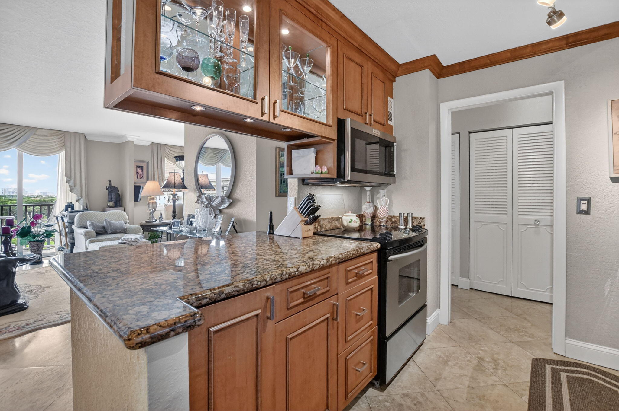 2121 North Ocean Boulevard, Unit 705E Boca Raton, FL 33431 - Photo 7 of 22 Kitchen