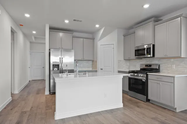 $408,000 | 308 Goldeneye Duck Drive, Hempstead, TX 77445