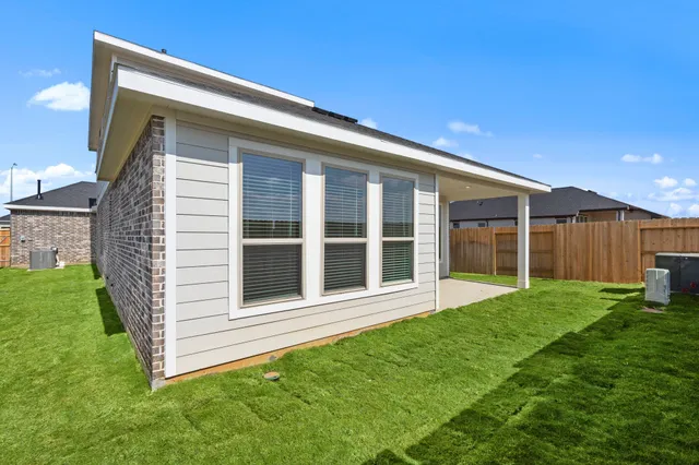 $408,000 | 308 Goldeneye Duck Drive, Hempstead, TX 77445