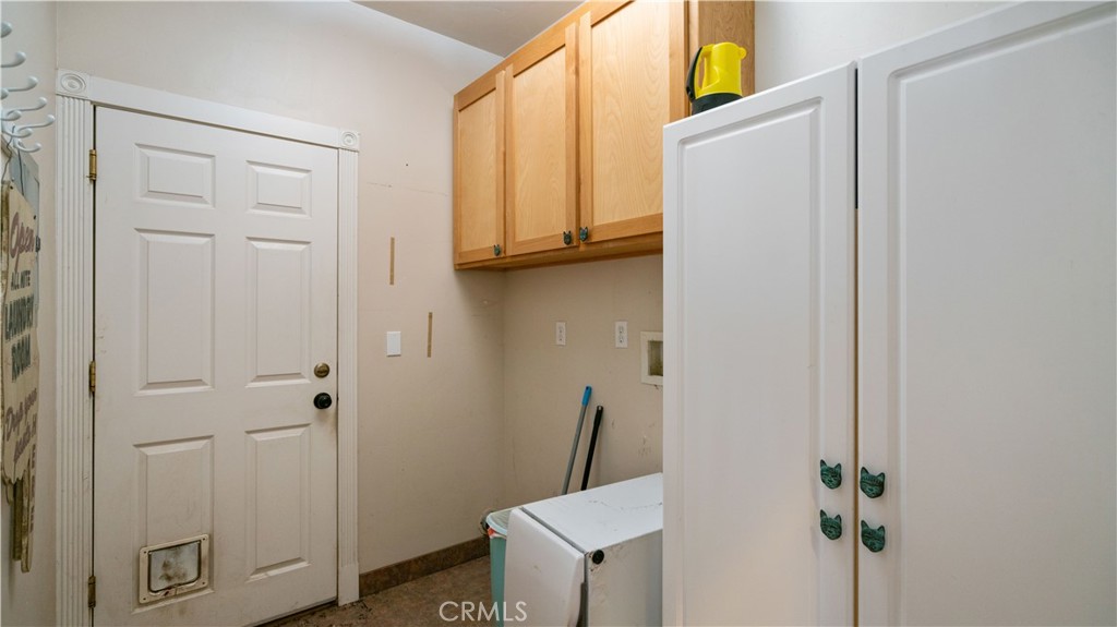 22070 Big Oak Road Cedarpines Park, CA 92322 - Photo 21 of 58 a view of bathroom