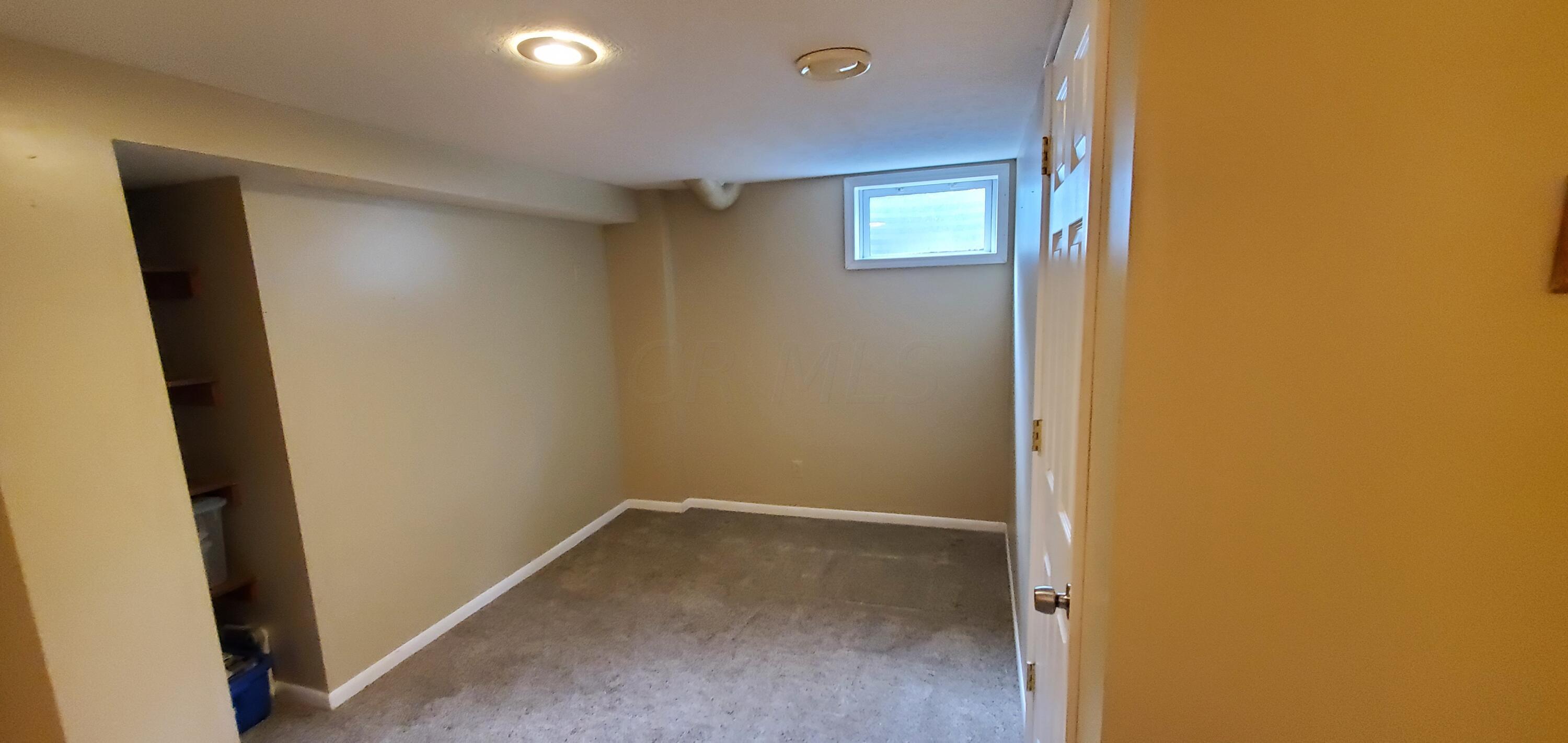 8007 Harriott Road Dublin, OH 43017 - Photo 40 of 50 JPG35AB