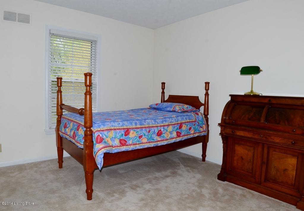 2901 Lightheart Road Louisville, KY 40222 - Photo 30 of 53 DLJ_4477 bedroom