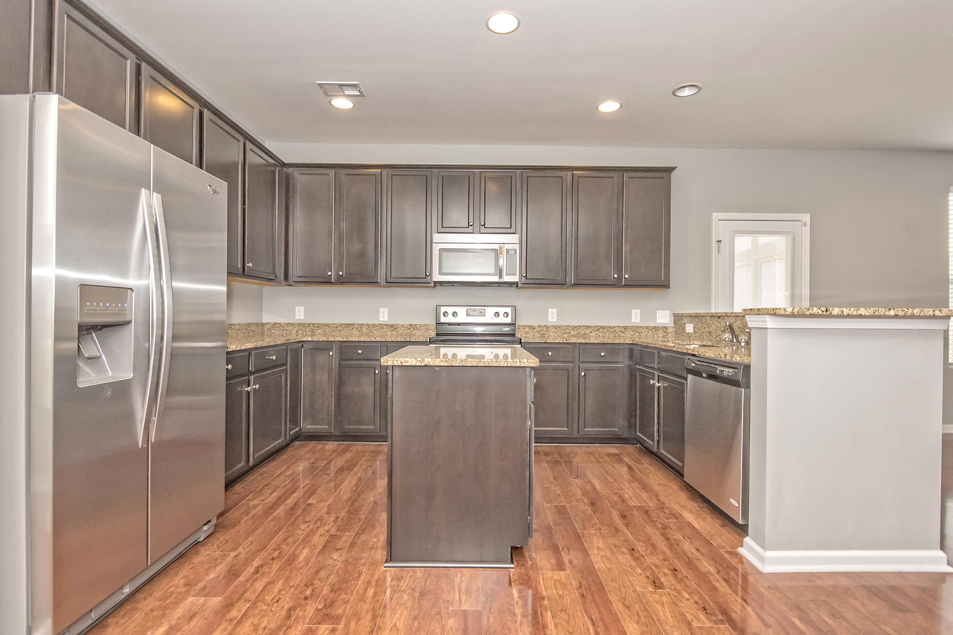607 Ravens Wood Road Summerville, SC 29486 - Photo 18 of 33 Center Island in Kitchen