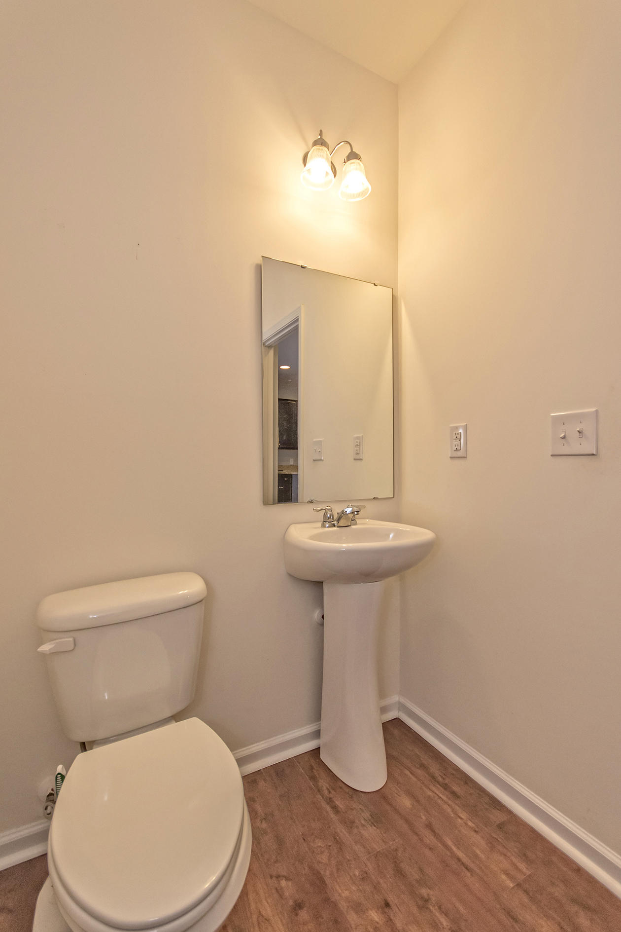 607 Ravens Wood Road Summerville, SC 29486 - Photo 19 of 33 Powder room downstairs