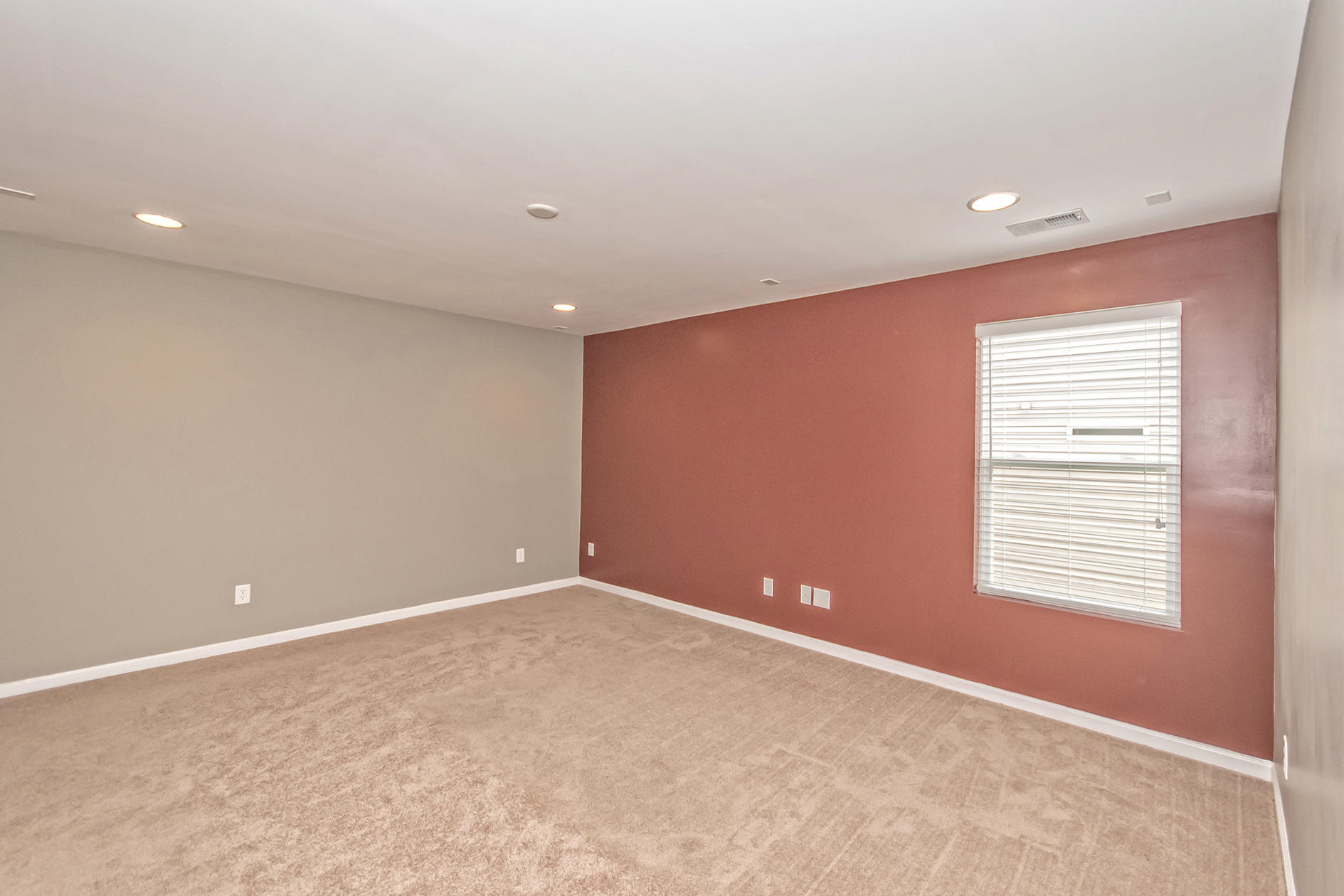 607 Ravens Wood Road Summerville, SC 29486 - Photo 21 of 33 Upstairs loft