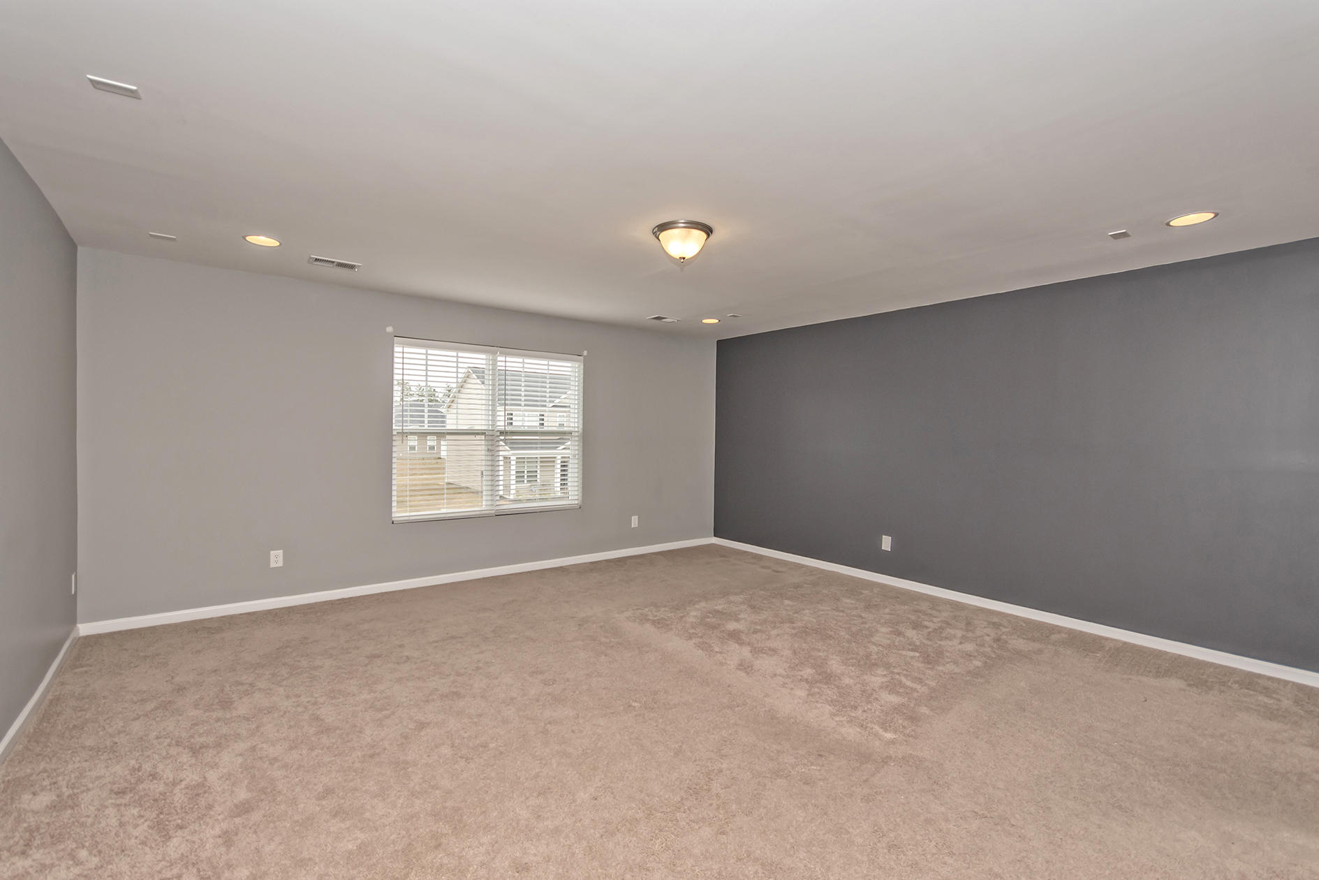 607 Ravens Wood Road Summerville, SC 29486 - Photo 22 of 33 Master Bedroom