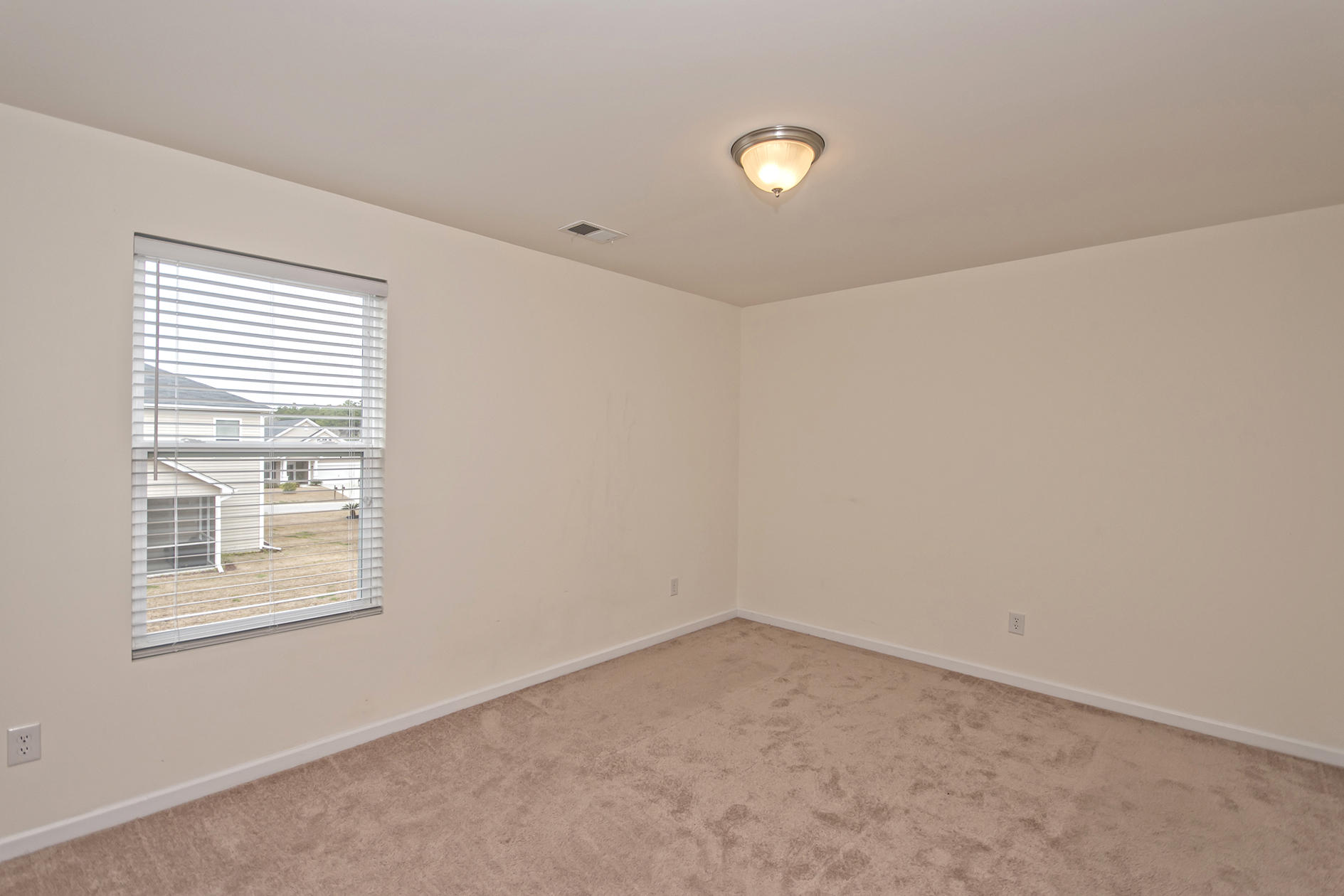 607 Ravens Wood Road Summerville, SC 29486 - Photo 25 of 33 Bedroom 3