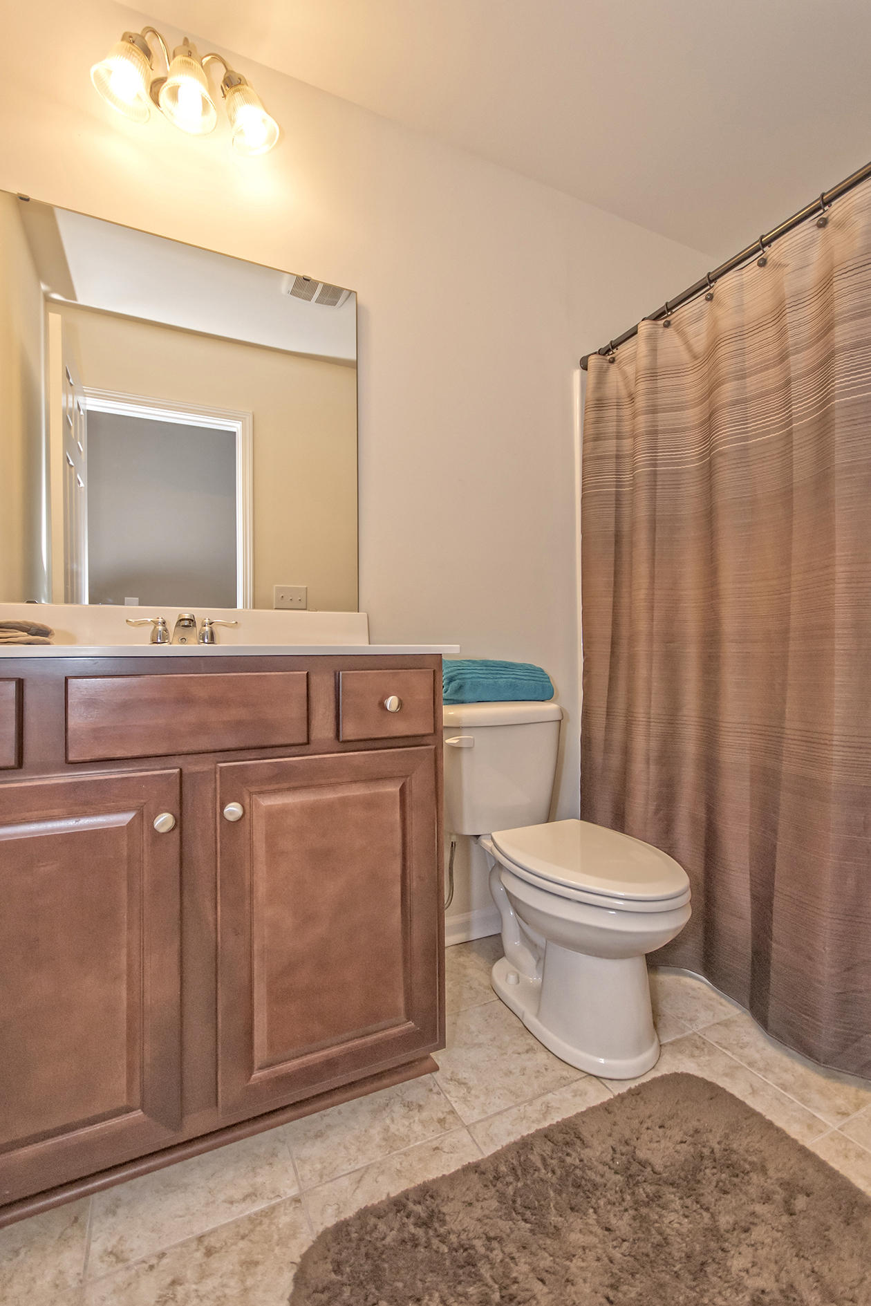 607 Ravens Wood Road Summerville, SC 29486 - Photo 26 of 33 Hall Bath
