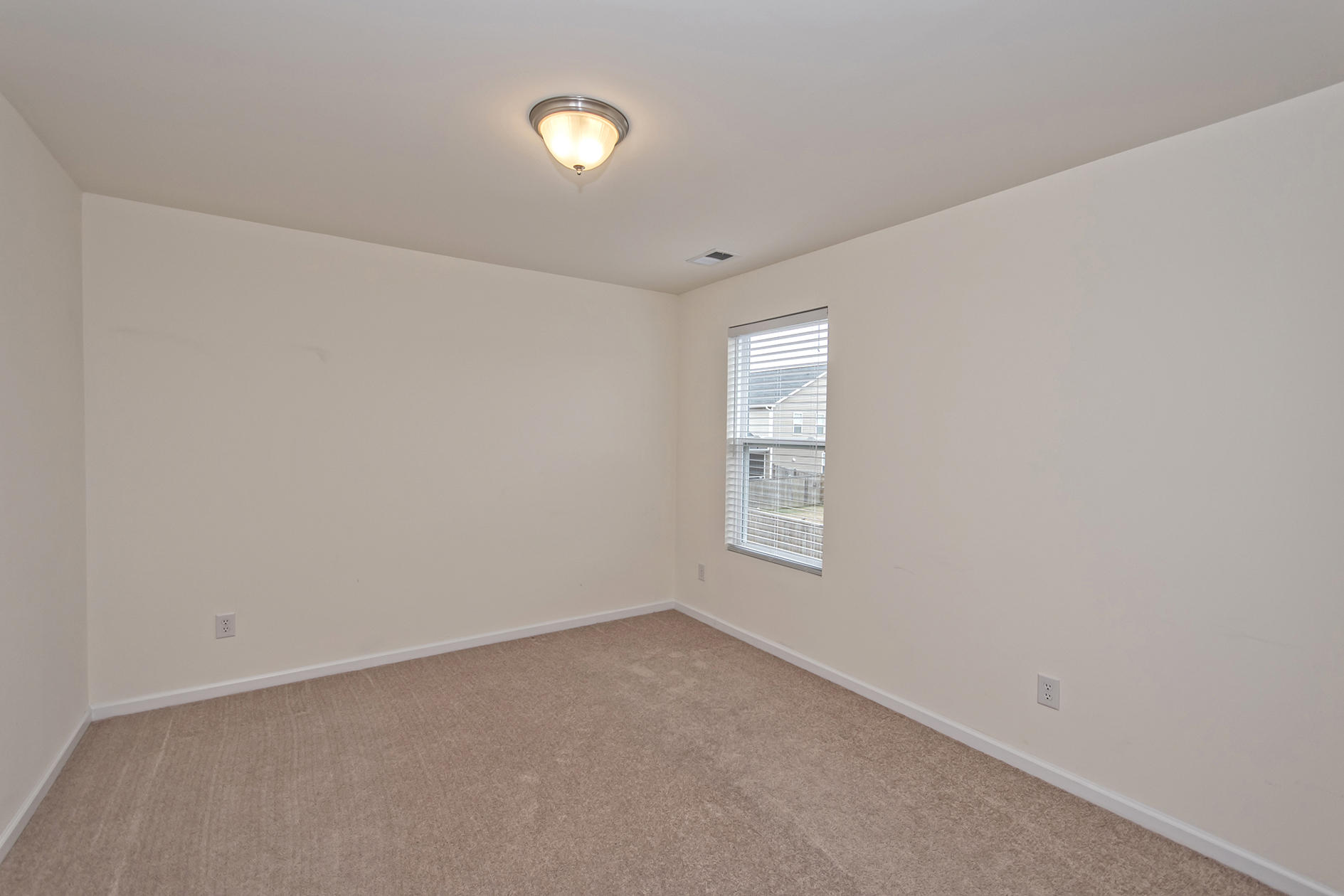 607 Ravens Wood Road Summerville, SC 29486 - Photo 27 of 33 Bedroom 4