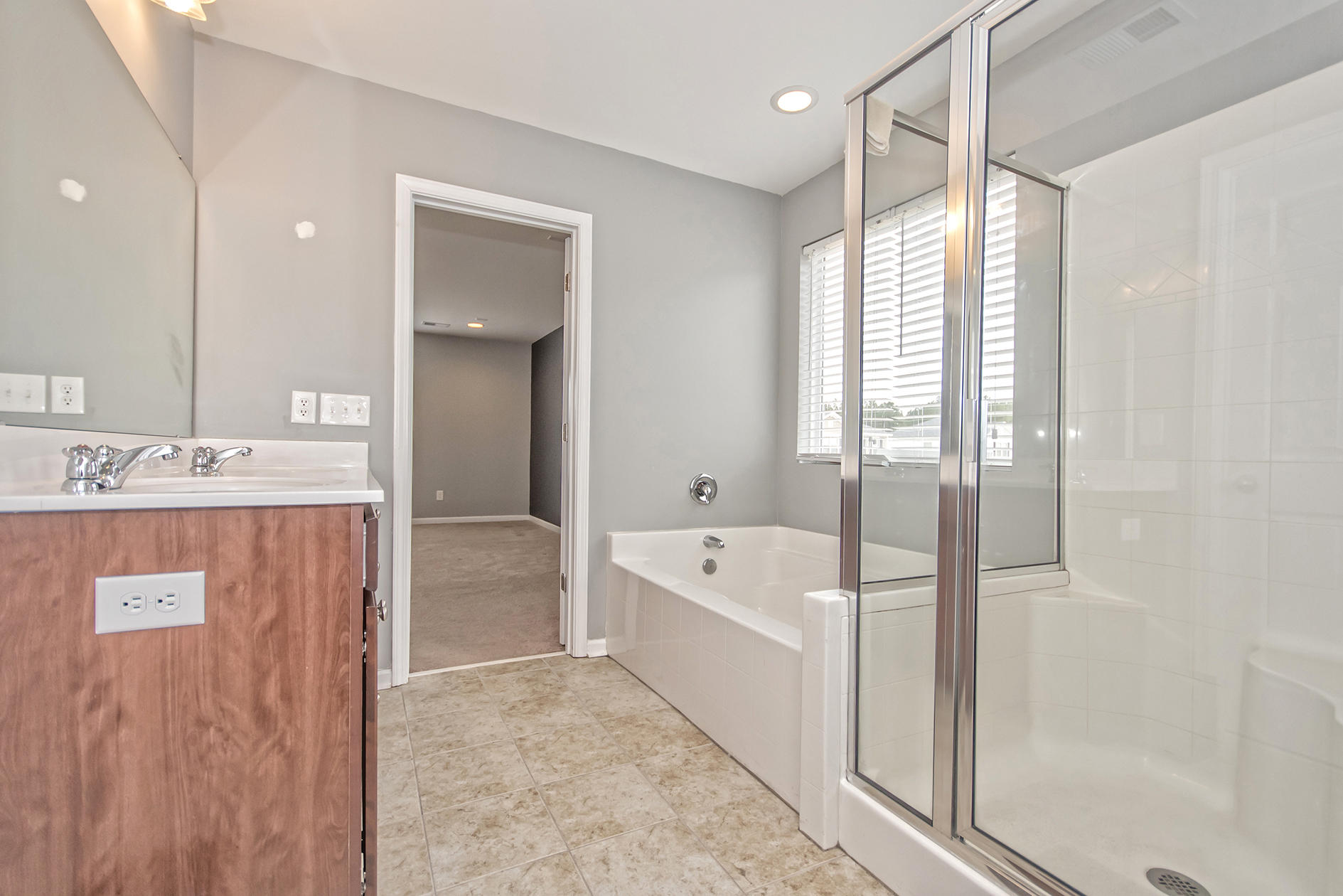 607 Ravens Wood Road Summerville, SC 29486 - Photo 7 of 33 Master bathroom