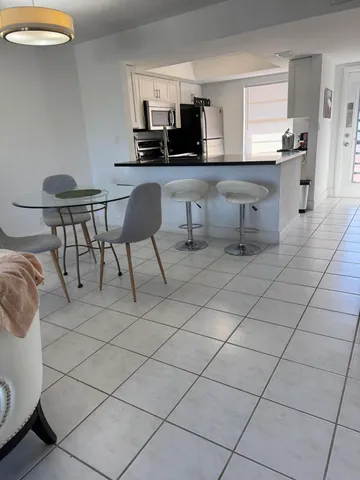 $2,500 | 9272 Southwest 3rd Street, Unit 411, Boca Raton, FL 33428