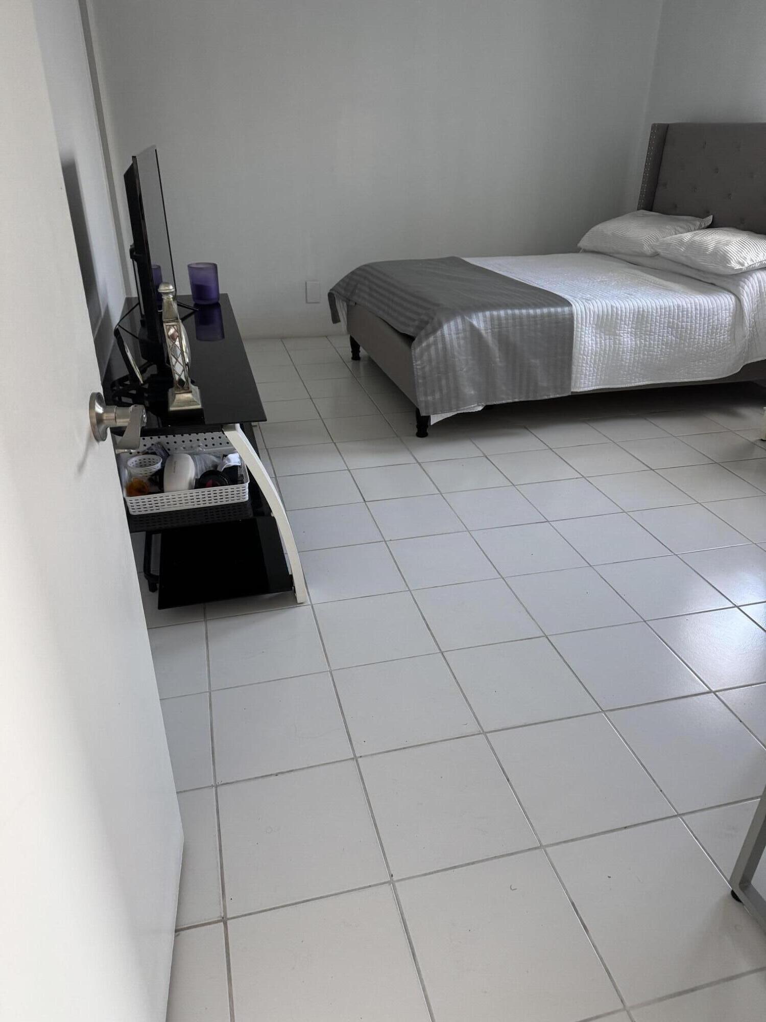 9272 Southwest 3rd Street, Unit 411 Boca Raton, FL 33428 - Photo 10 of 15 IMG_1636