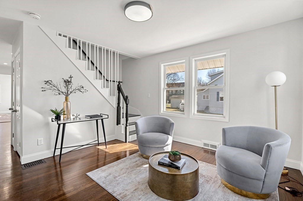 14 Dustin Street Saugus, MA 01906 - Photo 3 of 16 Gallery Image 3