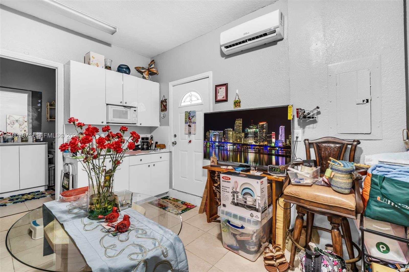 13381 Southwest 269th Street Homestead, FL 33032 - Photo 31 of 44 a view of a workspace with furniture