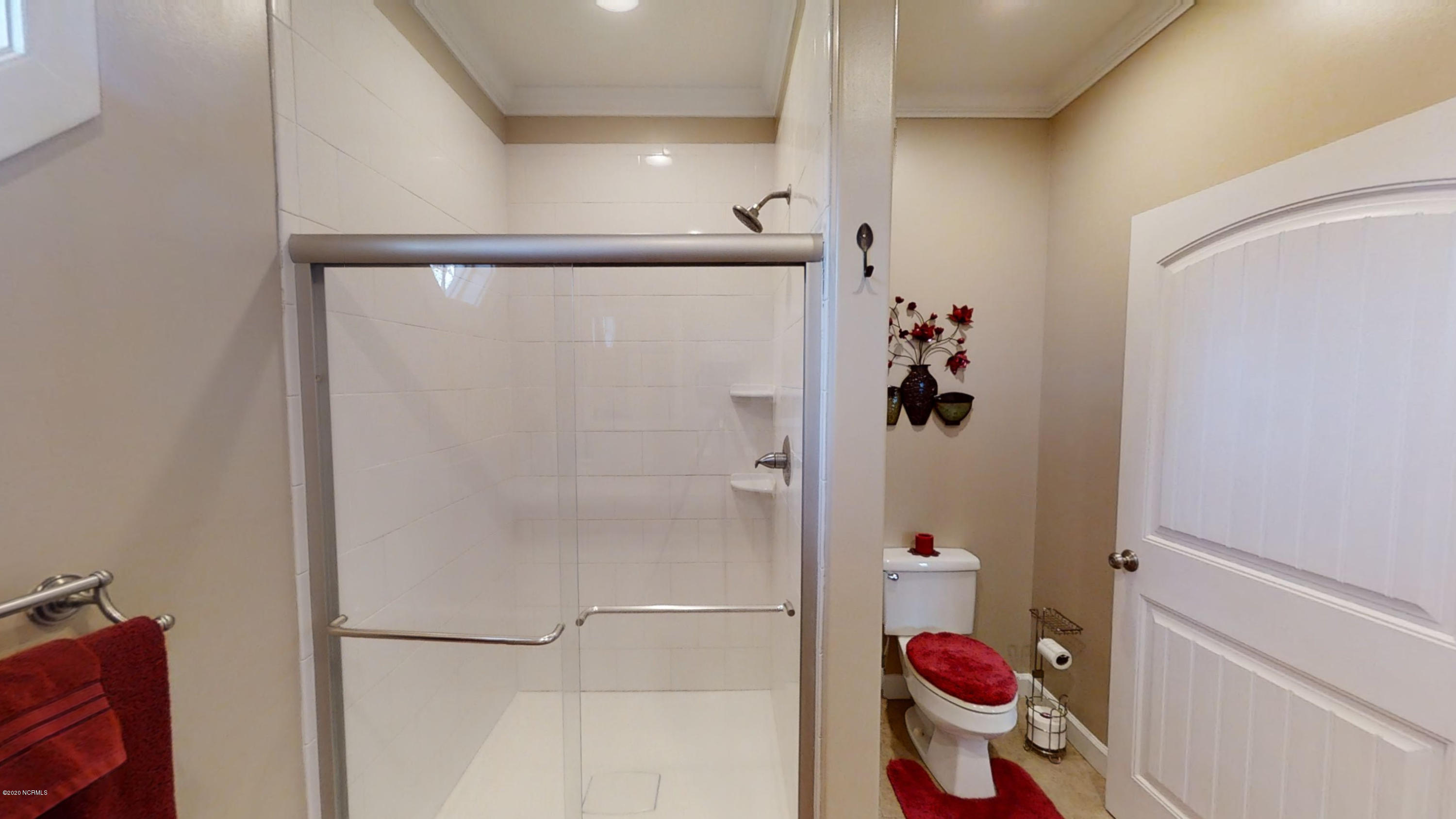 526 Briarneck Road Jacksonville, NC 28540 - Photo 31 of 65 22 - Master Bathroom - Copy