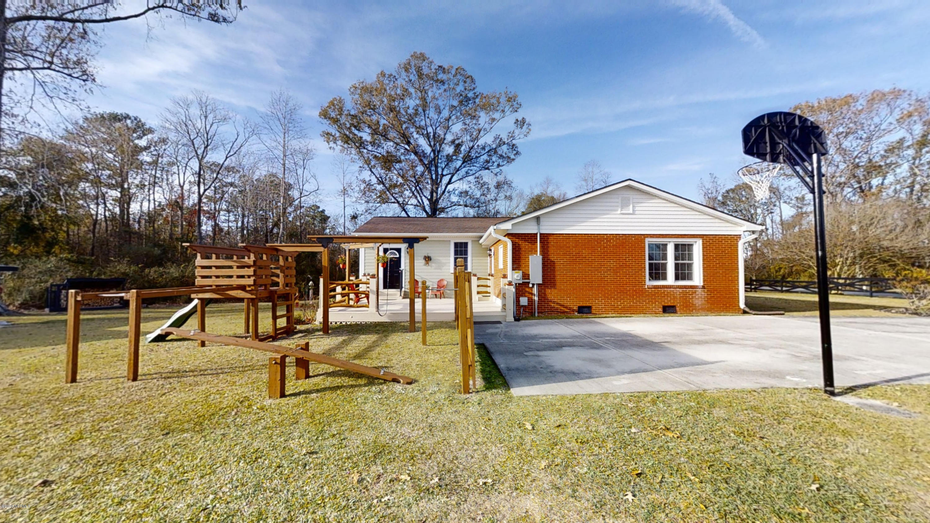 526 Briarneck Road Jacksonville, NC 28540 - Photo 54 of 65 50 - Play Area - Driveway