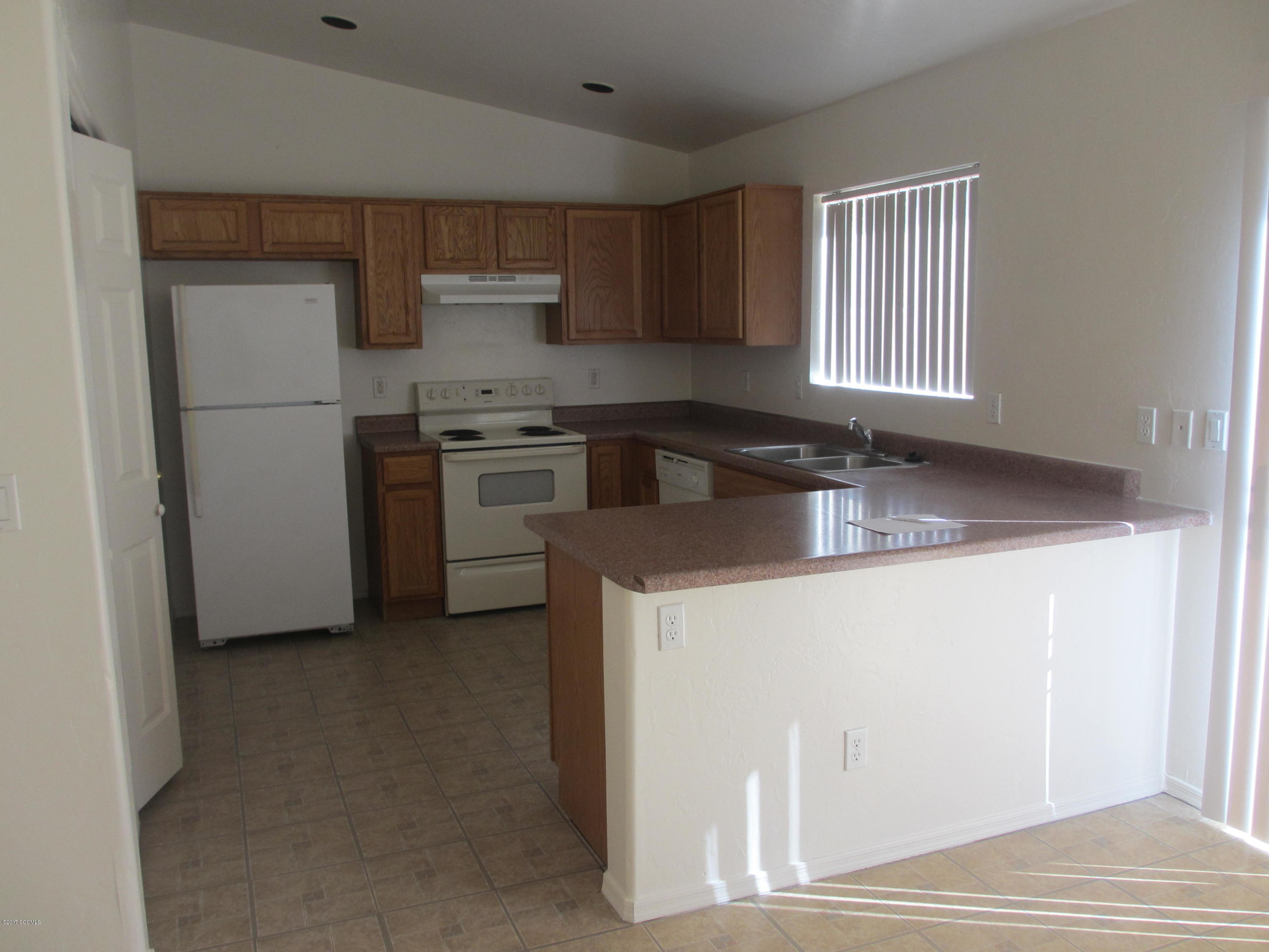437 Camino Hombre De Oro Rio Rico, AZ 85648 - Photo 13 of 26