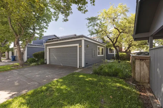 $625,000 | 601 Marylyn Circle, Petaluma, CA 94954