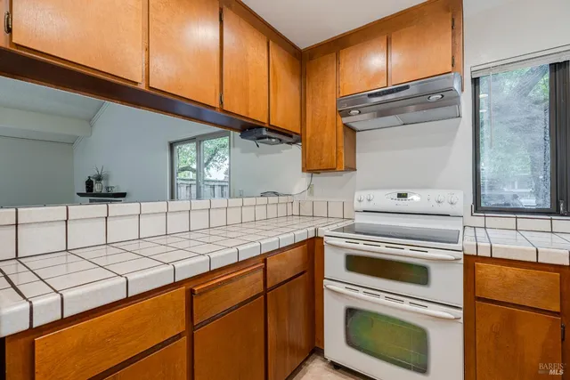 $625,000 | 601 Marylyn Circle, Petaluma, CA 94954