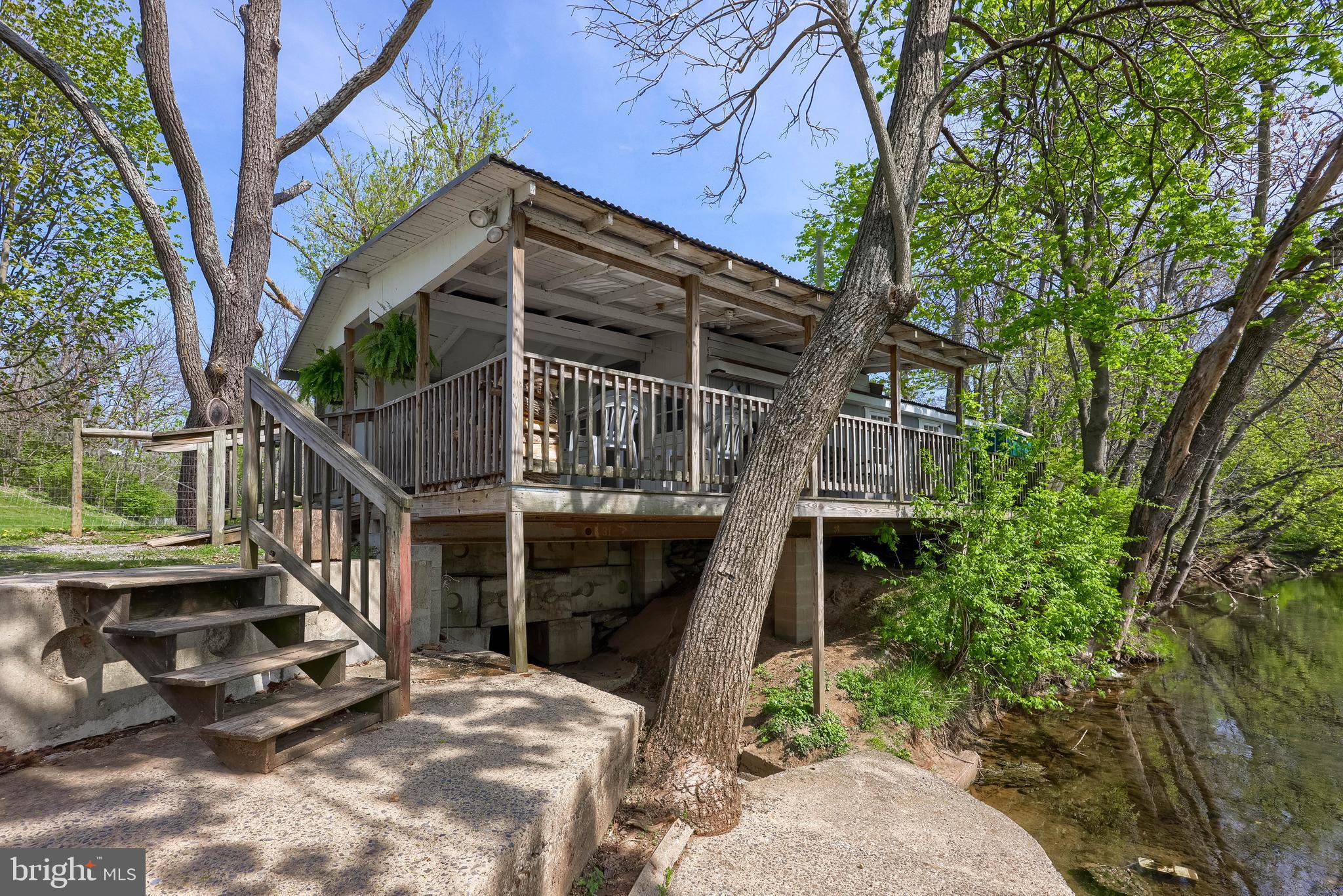 283 Skyview Lane Lititz, PA 17543 - Photo 25 of 28 a view of a house with a small yard