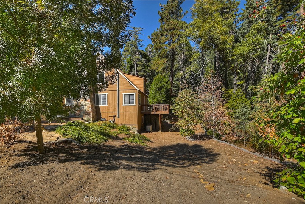 863 Oak Road Lake Arrowhead, CA 92385 - Photo 20 of 29 Gallery Image 20
