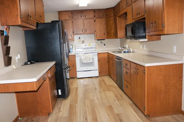 $179,000 | 1520 North Elm Street, Fairmont, MN 56031