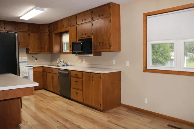 $179,000 | 1520 North Elm Street, Fairmont, MN 56031