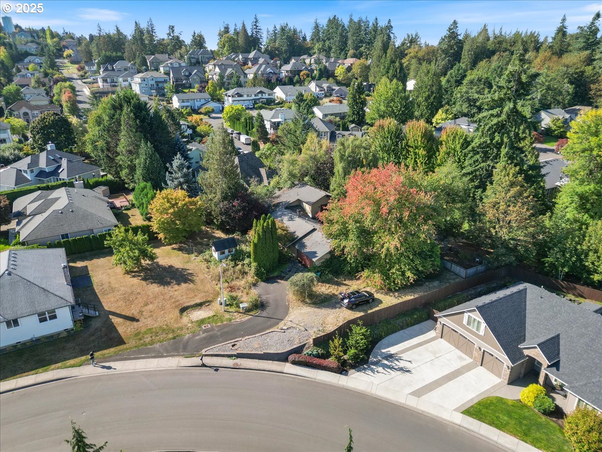 2617 Northeast 166th Street Ridgefield, WA 98642 - Photo 8 of 35 an aerial view of a residential houses with yard