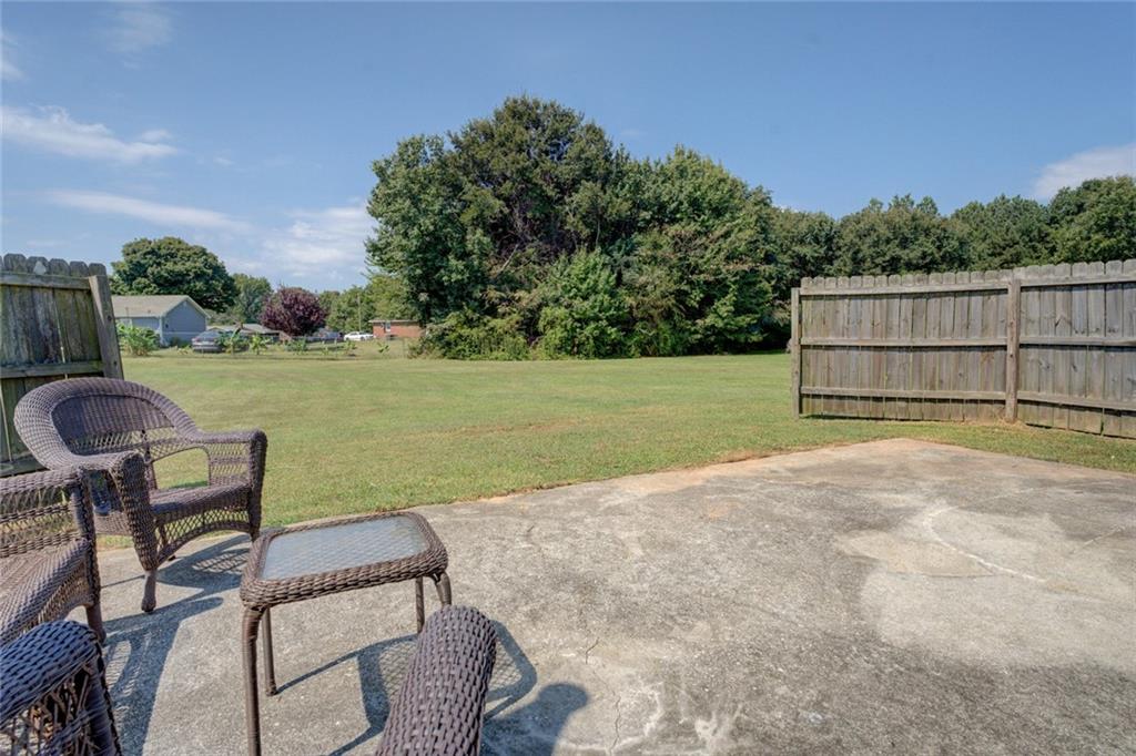 845 Smyrna Road Southwest Conyers, GA 30094 - Photo 5 of 22