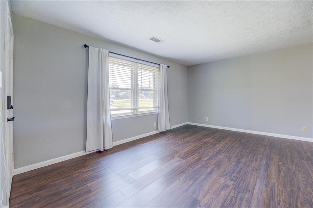 845 Smyrna Road Southwest Conyers, GA 30094 - Photo 8 of 22