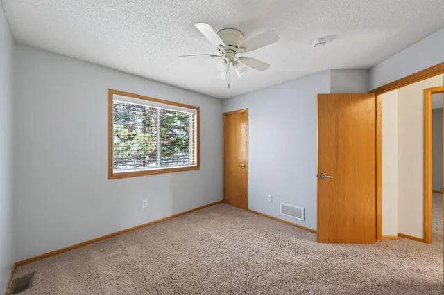 $250,000 | 7348 384th Court, North Branch, MN 55056