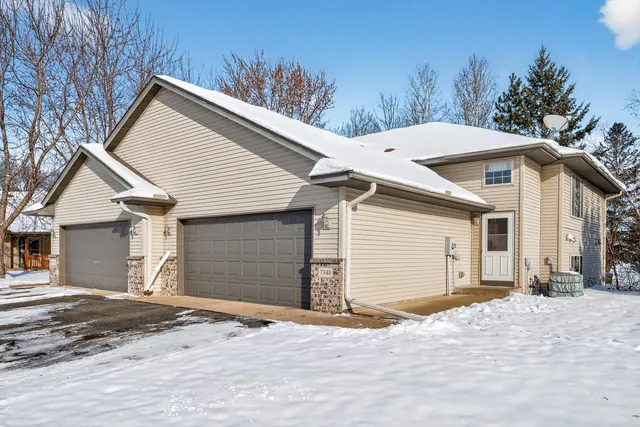 $250,000 | 7348 384th Court, North Branch, MN 55056