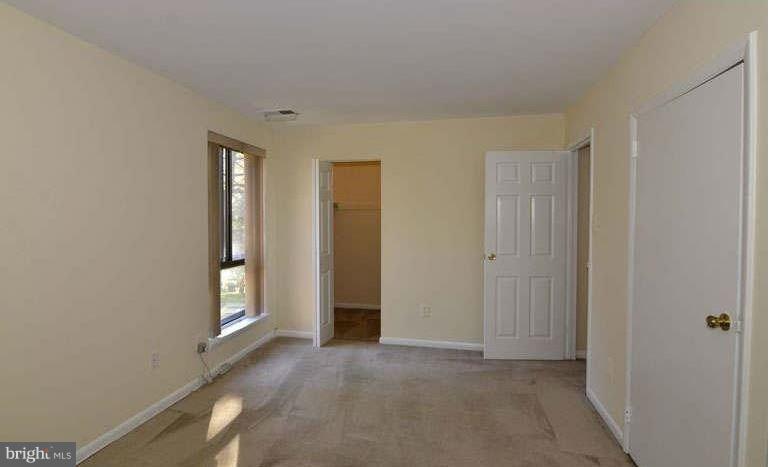 11260 Chestnut Grove Square, Unit 239 Reston, VA 20190 - Photo 16 of 25 Bedroom (Master)