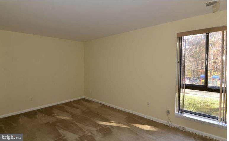 11260 Chestnut Grove Square, Unit 239 Reston, VA 20190 - Photo 17 of 25 Bedroom (Master)