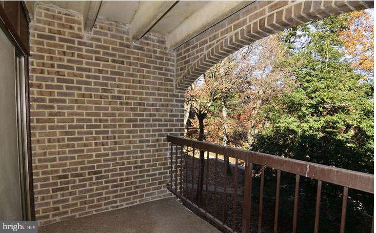 11260 Chestnut Grove Square, Unit 239 Reston, VA 20190 - Photo 18 of 25 Exterior (General)