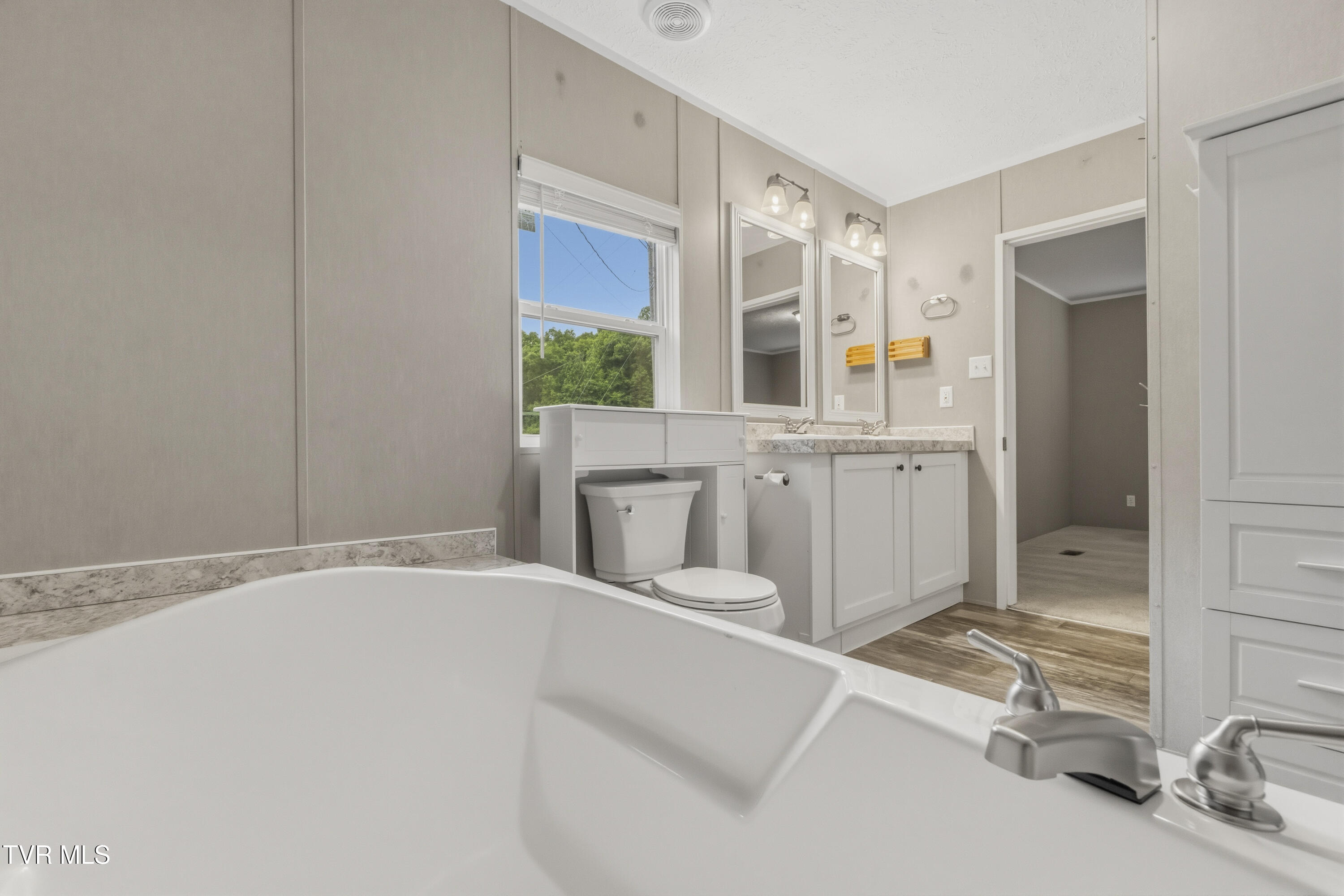 1320 Sugar Bowl Road Chuckey, TN 37641 - Photo 32 of 44 Master Bathroom