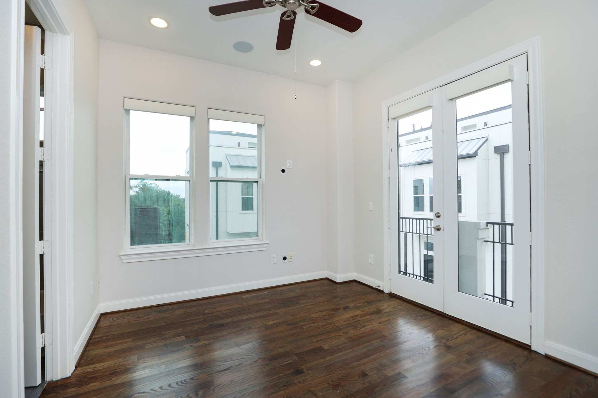 2212 Stuart Street Houston, TX 77004 - Photo 30 of 36