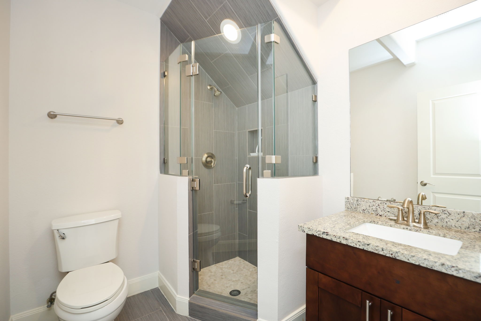 2212 Stuart Street Houston, TX 77004 - Photo 8 of 36